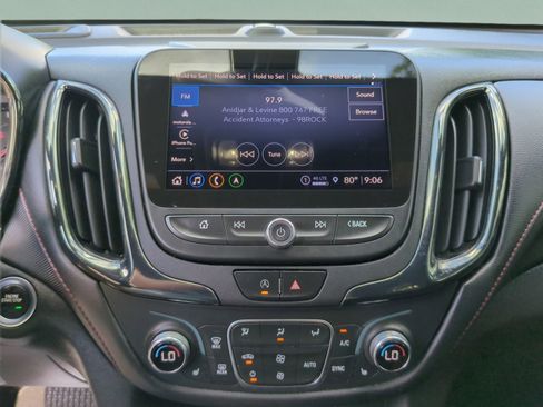 Used 2022 Chevrolet Equinox RS w/ RS Leather Package FWD image 24
