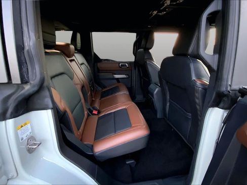 Used 2022 Ford Bronco Outer Banks AWD/4WD image 19