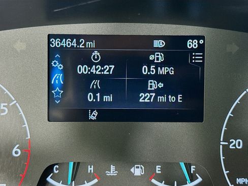 Used 2023 Ford Transit 350 XLT image 15