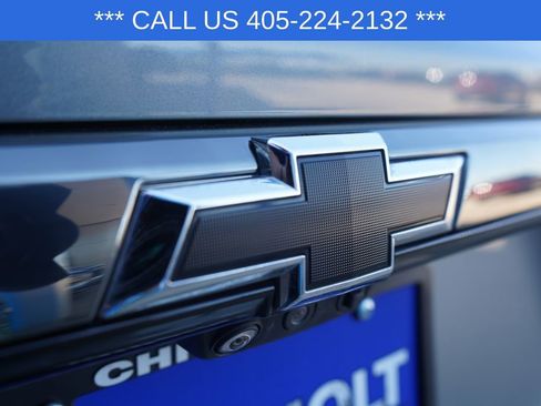 Used 2023 Chevrolet Traverse Premier w/ Redline Edition FWD image 5