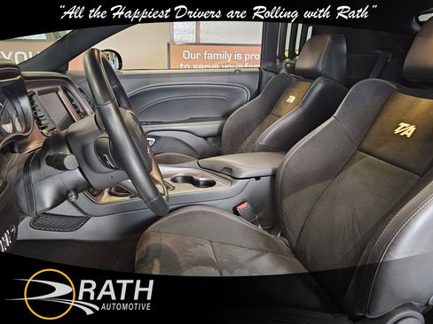Used 2023 Dodge Challenger R/T w/ T/A Package image 11