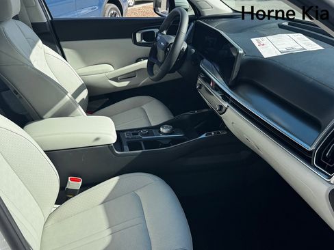New 2026 Kia Sorento EX image 15