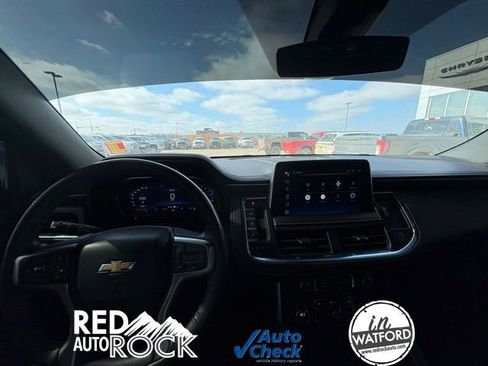 Used 2022 Chevrolet Suburban Premier image 12