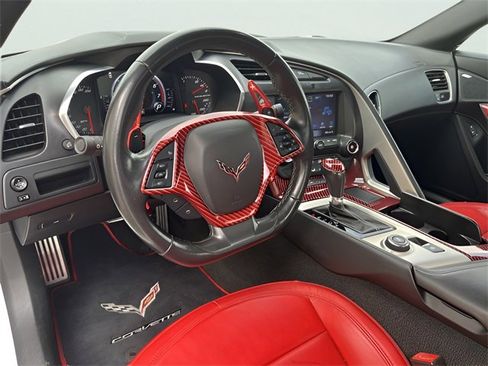 Used 2019 Chevrolet Corvette Stingray image 15