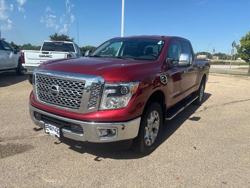 Used 2016 Nissan Titan SL AWD/4WD image 1