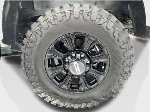 Used 2022 Ford F350 Platinum w/ FX4 Off-Road Package AWD/4WD image 35