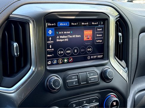 Used 2020 Chevrolet Silverado 1500 RST image 10