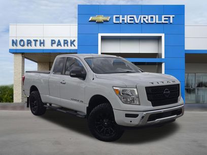 Used 2020 Nissan Titan SV w/ SV Convenience Package