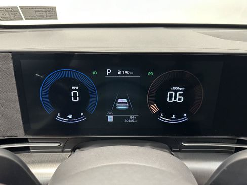 Certified 2024 Hyundai Kona SEL AWD/4WD image 19