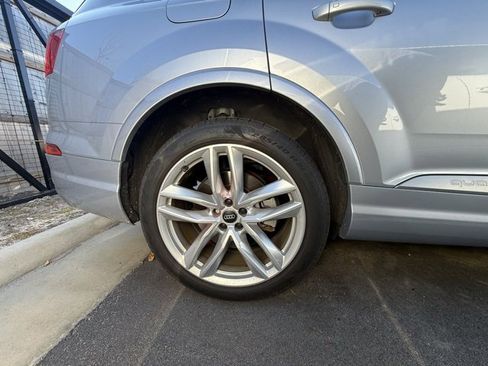 Used 2018 Audi Q7 3.0T Prestige w/ Prestige Package image 22