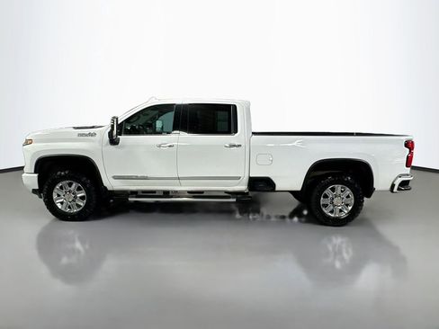 Used 2024 Chevrolet Silverado 3500 High Country w/ High Country Premium Package AWD/4WD image 7