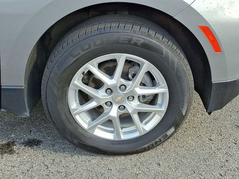 Used 2023 Chevrolet Equinox LS w/ LS Convenience Package image 8