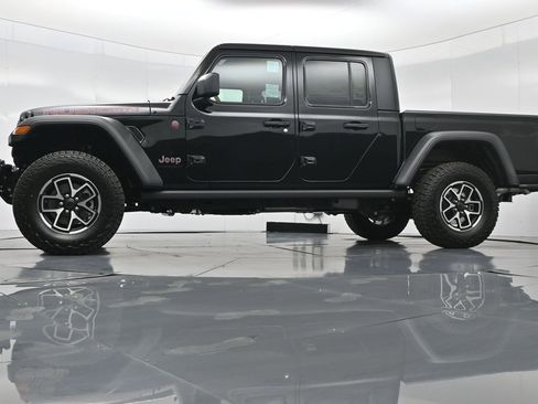 New 2025 Jeep Gladiator Rubicon w/ Convenience Group image 54