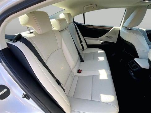 Used 2025 Lexus ES 350 w/ Premium Package FWD image 19