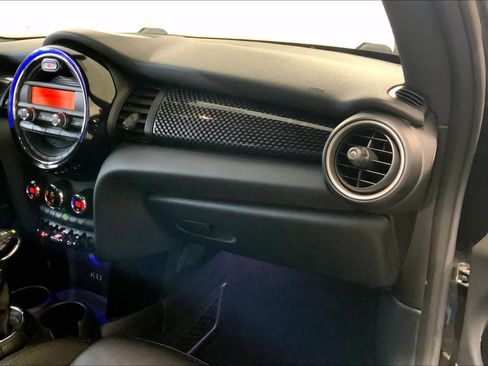 Used 2015 MINI Cooper S image 19