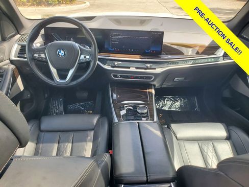 Used 2025 BMW X5 xDrive50e AWD/4WD image 10