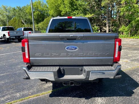 New 2026 Ford F250 XLT w/ XLT Premium Package AWD/4WD image 8