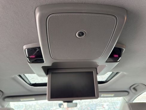 Used 2023 Honda Odyssey Touring image 11