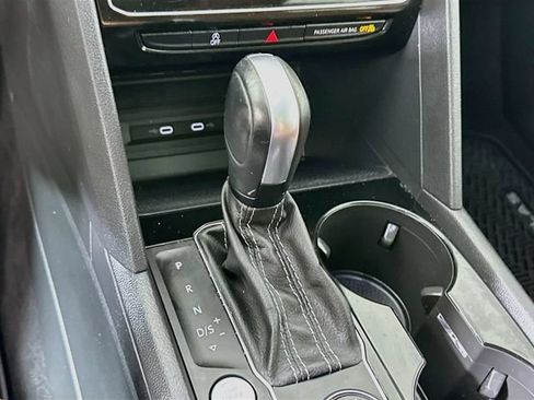 Certified 2023 Volkswagen Atlas SEL AWD/4WD image 17