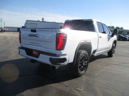 Used 2024 GMC Sierra 2500 Denali Ultimate w/ Max Trailering Package AWD/4WD image 6