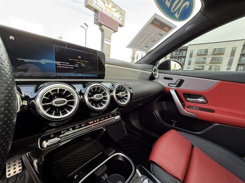 Used 2021 Mercedes-Benz A 220 4MATIC image 38