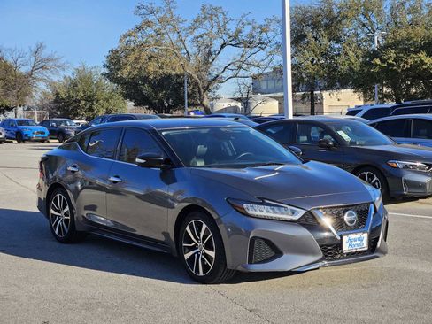 Used 2021 Nissan Maxima 3.5 SV w/ Floor Mat Group image 3