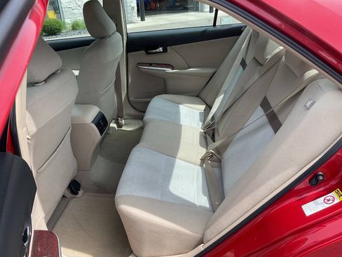 Used 2012 Toyota Camry XLE w/ Convenience Pkg FWD image 27