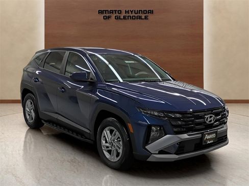 New 2026 Hyundai Tucson SE image 8