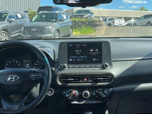 Used 2023 Hyundai Kona SEL AWD/4WD image 24