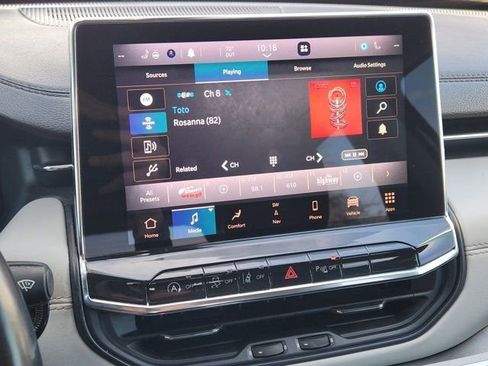 Used 2022 Jeep Compass Limited w/ Elite Group image 5