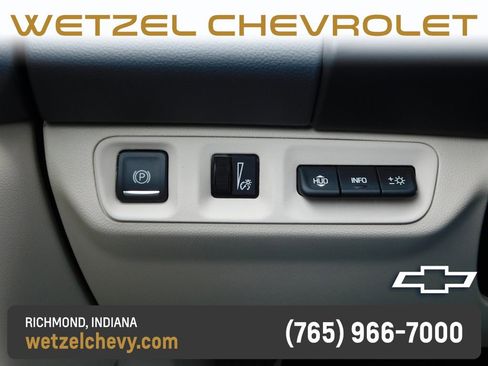 Used 2023 GMC Acadia Denali w/ Denali Technology Package AWD/4WD image 36