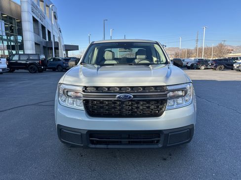 Certified 2022 Ford Maverick XLT image 9