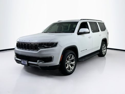 Used 2022 Jeep Wagoneer Series II AWD/4WD image 1
