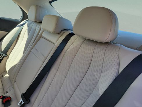 New 2026 Mercedes-Benz E 350 Sedan image 7