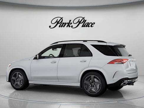 New 2026 Mercedes-Benz GLE 450 4MATIC image 11