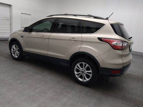 Used 2018 Ford Escape SEL image 3