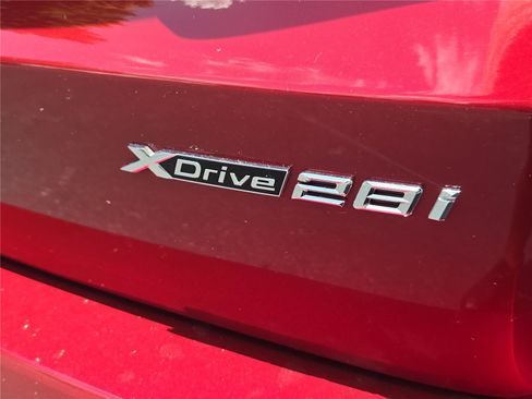 Used 2026 BMW X1 xDrive28i AWD/4WD image 5