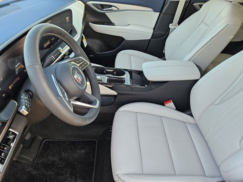 New 2026 Chevrolet Traverse High Country w/ LPO, Floor Liner Package image 9