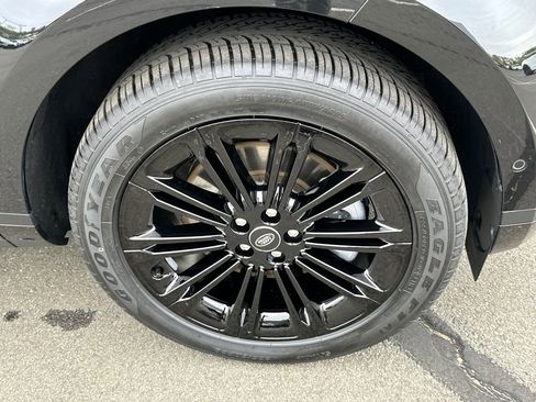 Certified 2026 Land Rover Range Rover Evoque S AWD/4WD image 7