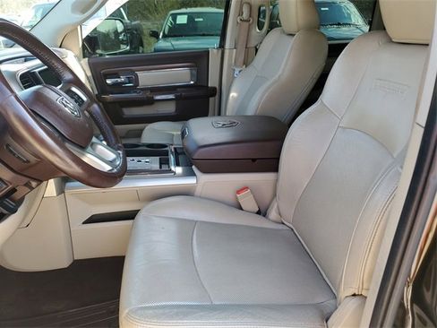 Used 2013 RAM 1500 Laramie w/ Convenience Group image 26