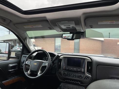 Used 2017 Chevrolet Silverado 2500 High Country w/ Duramax Plus Package image 34