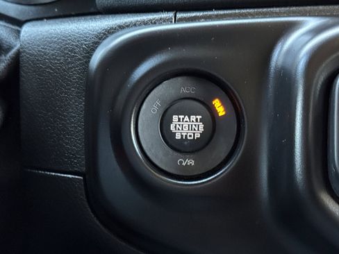 Used 2021 Jeep Wrangler Unlimited Sahara image 22