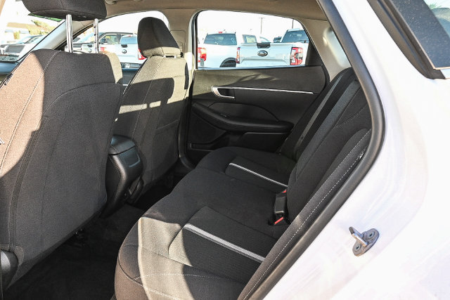 Used 2025 Hyundai Sonata SEL FWD image 23