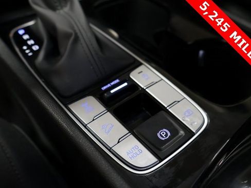 Used 2025 Hyundai Tucson SE image 19