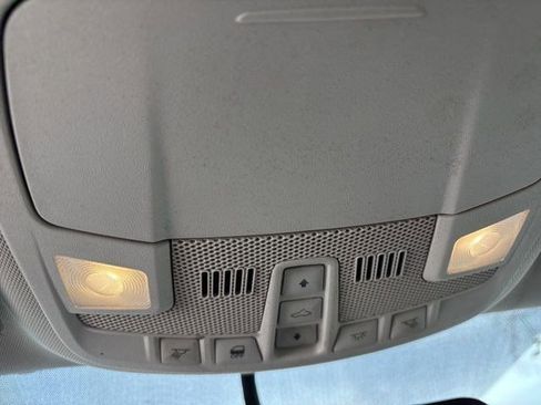 Used 2015 Ford Fusion SE w/ Equipment Group 202A image 28