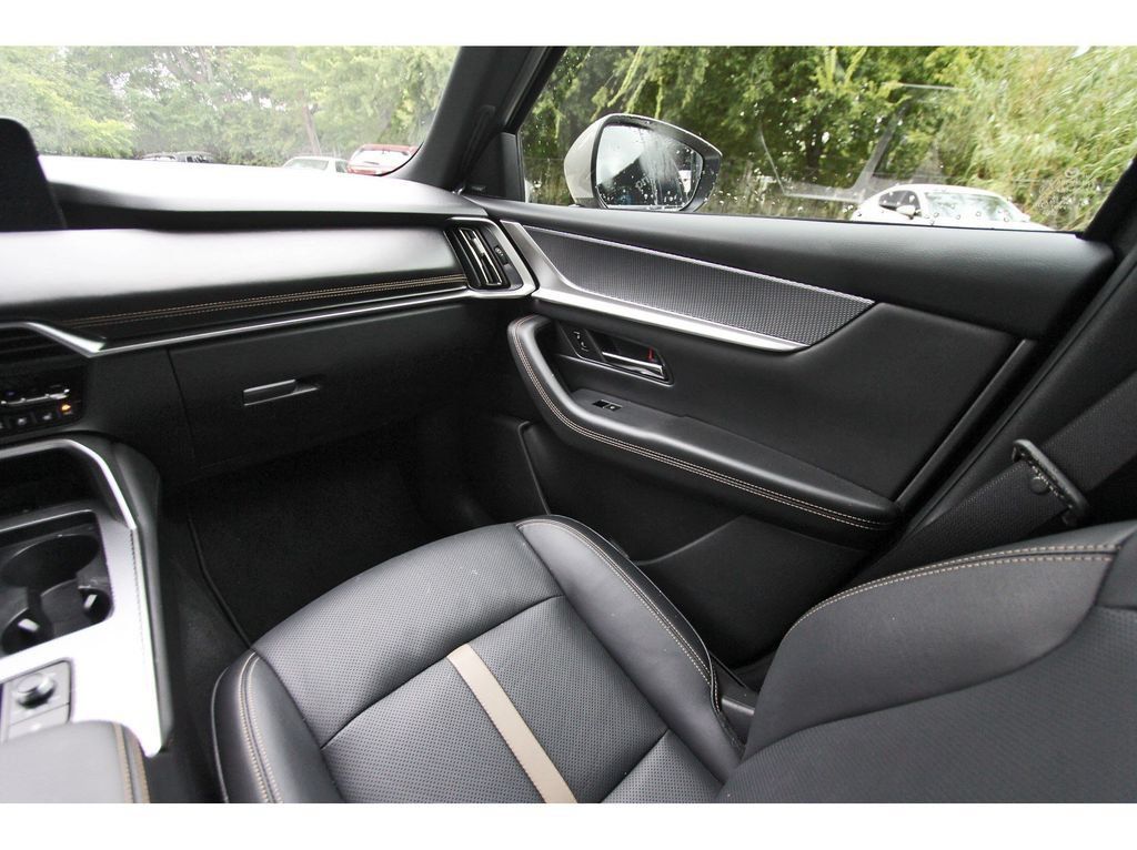 Certified 2026 MAZDA CX-90 3.3 Turbo w/ Premium Plus Pkg AWD/4WD image 9