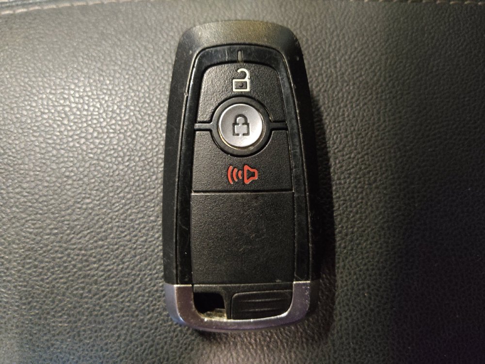 Used 2020 Ford Escape SE FWD image 32