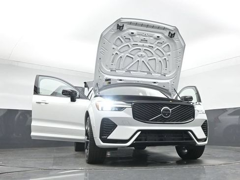 New 2026 Volvo XC60 T8 Ultra w/ Protection Package Premier AWD/4WD image 55