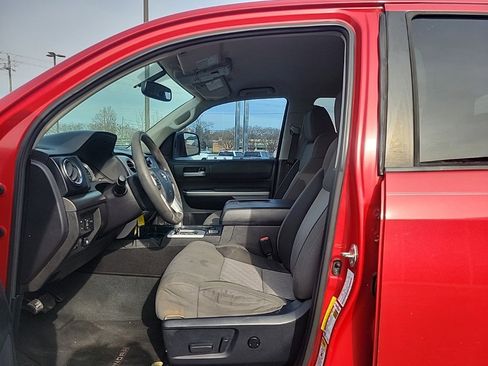Used 2015 Toyota Tundra SR5 image 6