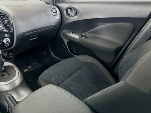 Used 2015 Nissan Juke SV image 29
